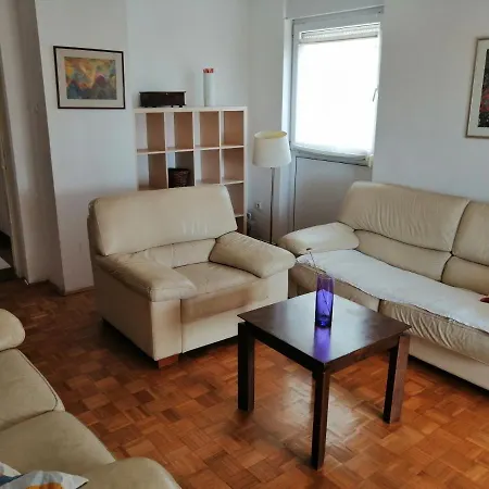 5 Apartment