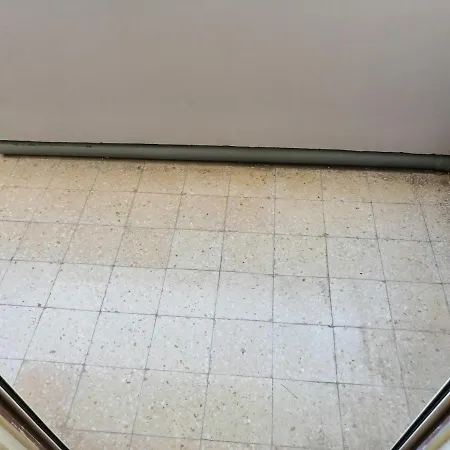 Apartment 5